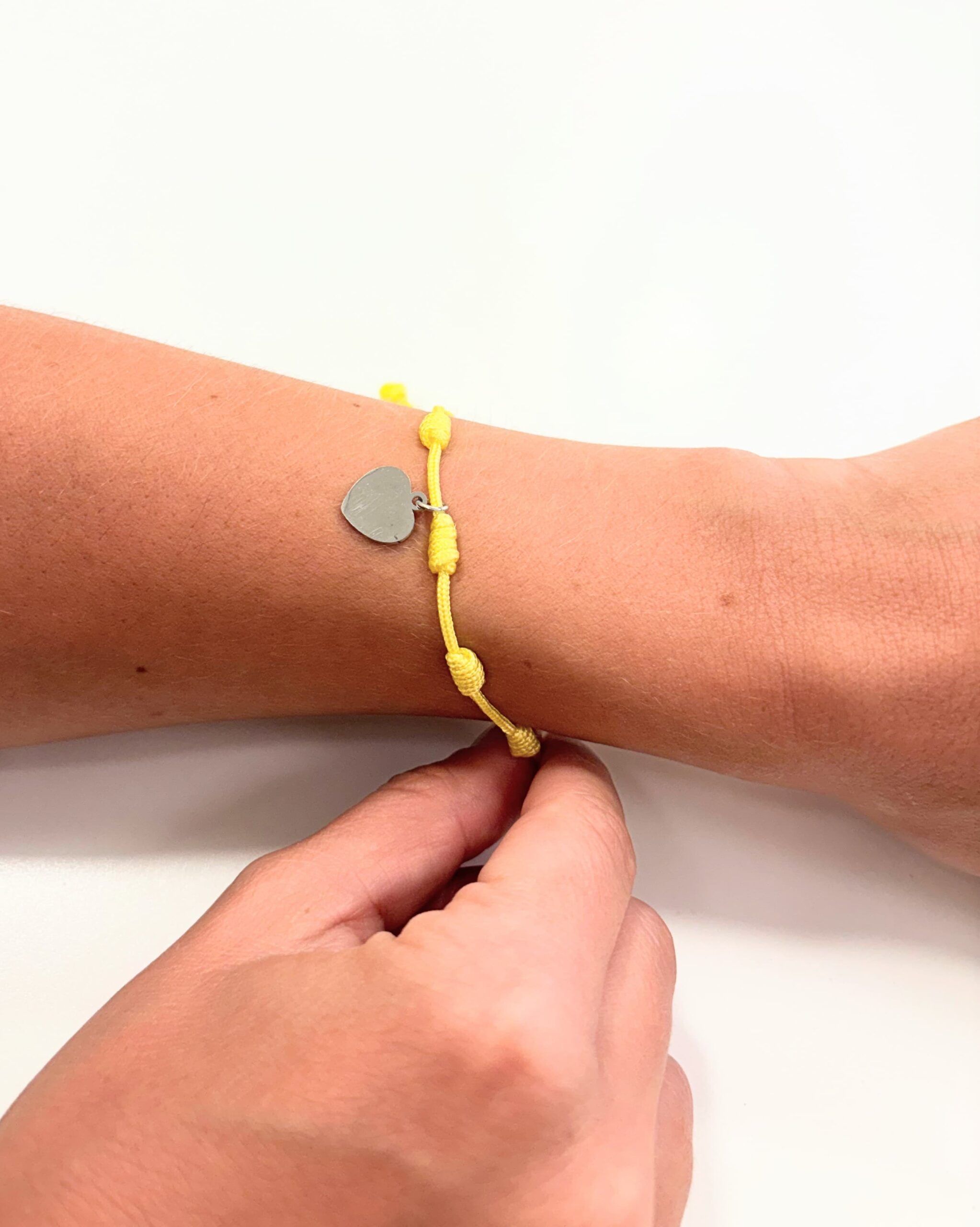 Pulsera 7 nudos amarillas