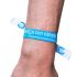 pulsera mano cancer infantil azul claro